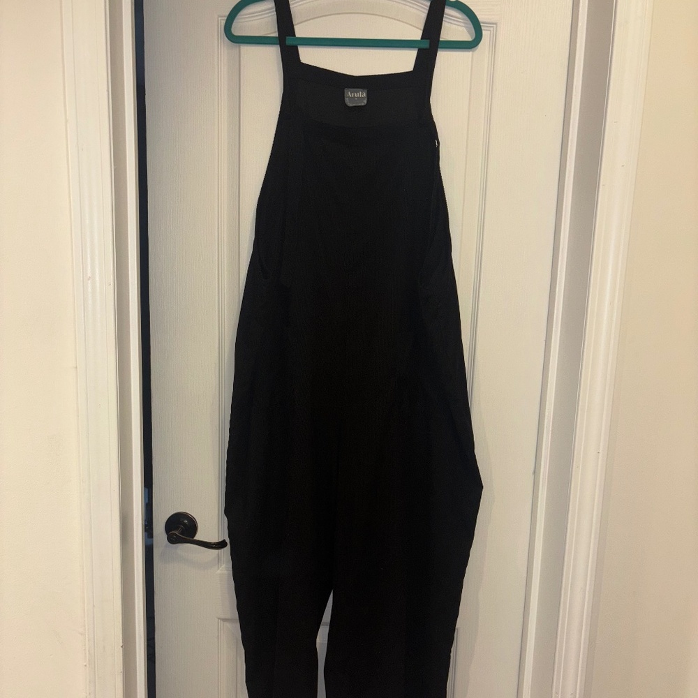 ARULA Black Wide-Leg Jumpsuit
